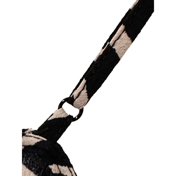 🌸3/$15🌸Tan and Black Striped Adjustable Straps Tank Top sz 8 - Picture 5 of 7